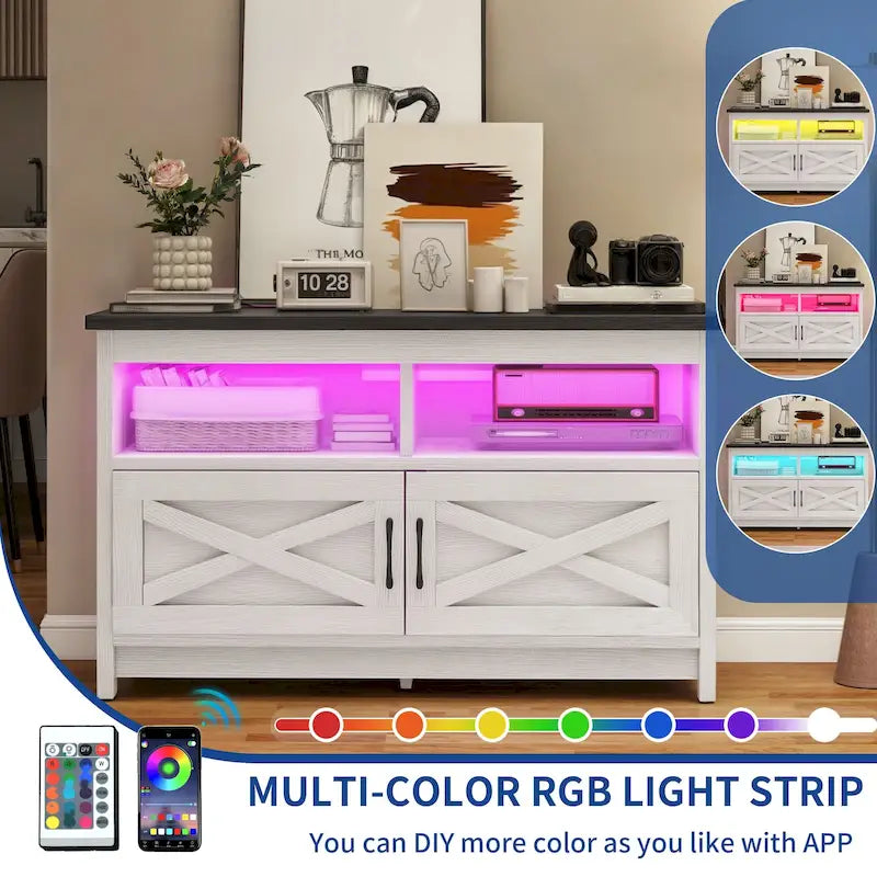Meuble TV de ferme aspect bois avec portes en X, prise de courant et USB | Convient aux téléviseurs jusqu'à 65 pouces