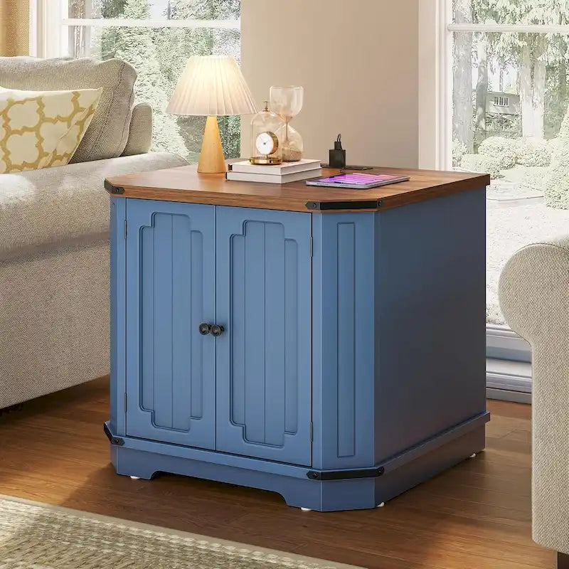 Table d'appoint de ferme blanche/chêne avec station de recharge, lumière LED et étagère de rangement