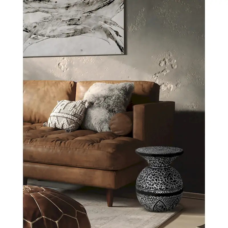 Table d'appoint ronde bohème antique en fer noir et blanc pour 1 personne