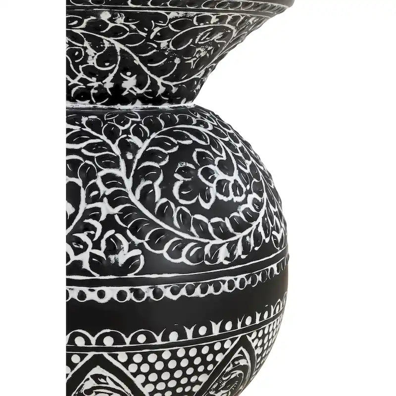 Table d'appoint ronde bohème antique en fer noir et blanc pour 1 personne